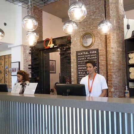 ניו יורק Q4 Hotel And Hostel מראה חיצוני תמונה
