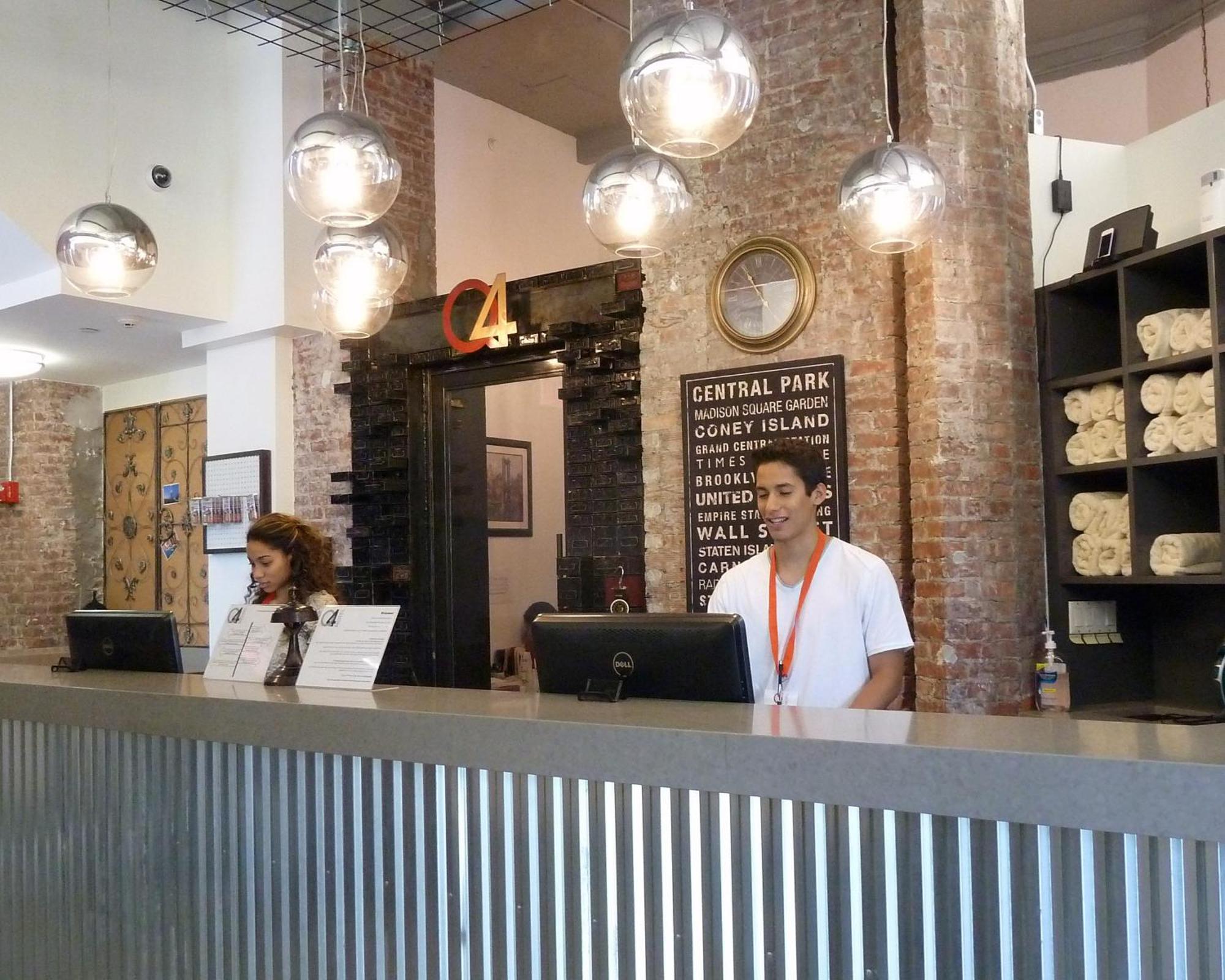 ניו יורק Q4 Hotel And Hostel מראה חיצוני תמונה