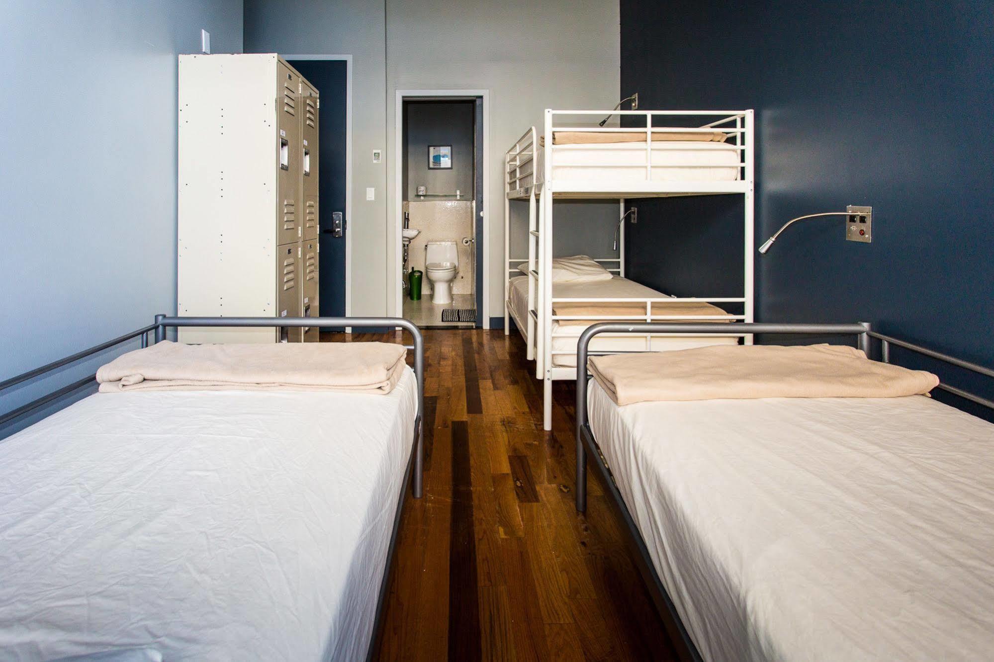 ניו יורק Q4 Hotel And Hostel מראה חיצוני תמונה