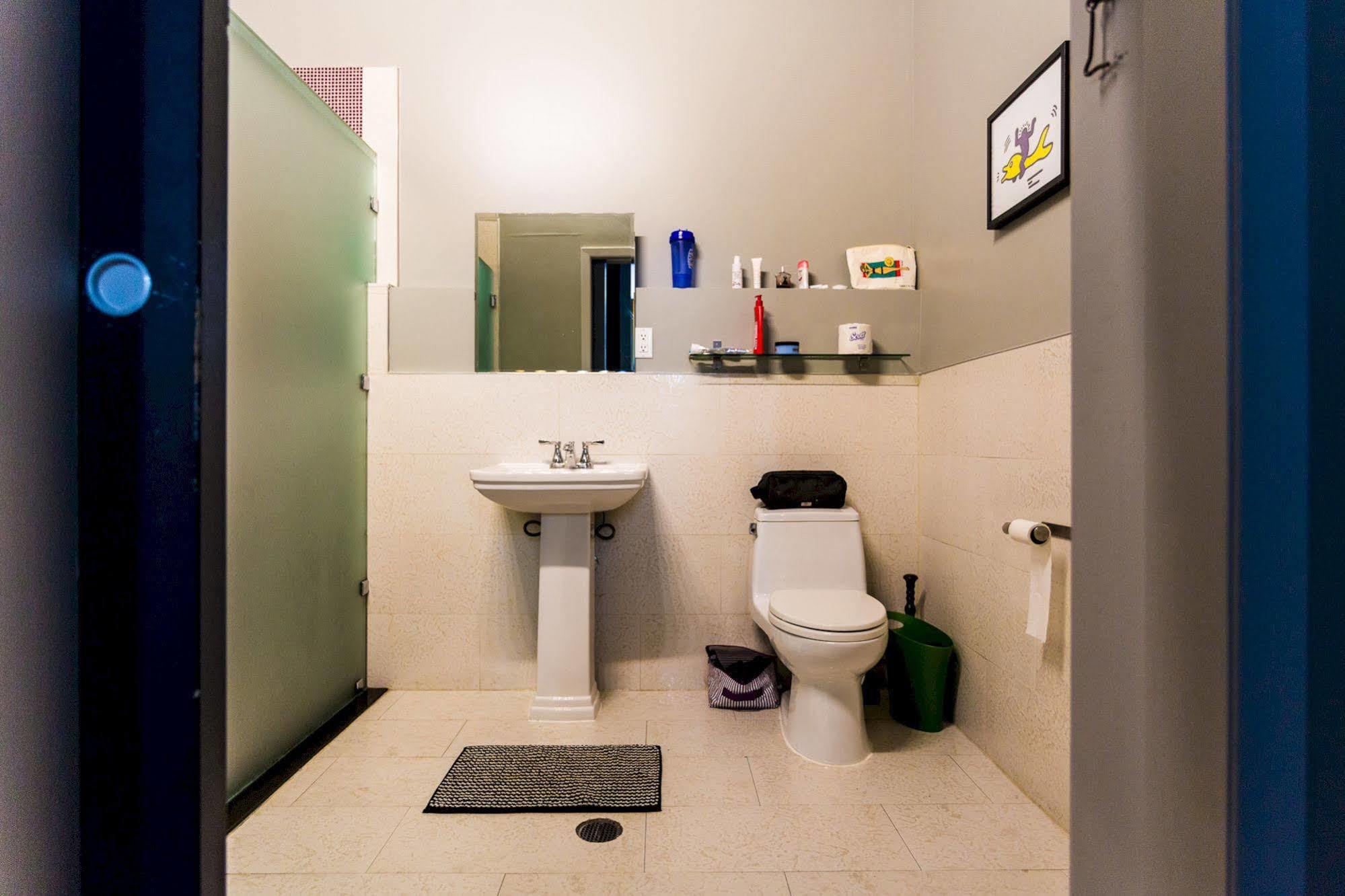 ניו יורק Q4 Hotel And Hostel מראה חיצוני תמונה